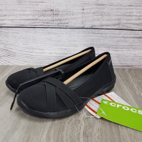 women's busy day strappy flat